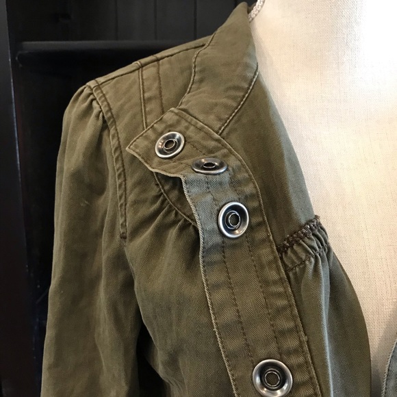 Levi’s Army Green Jacket - Picture 3 of 8
